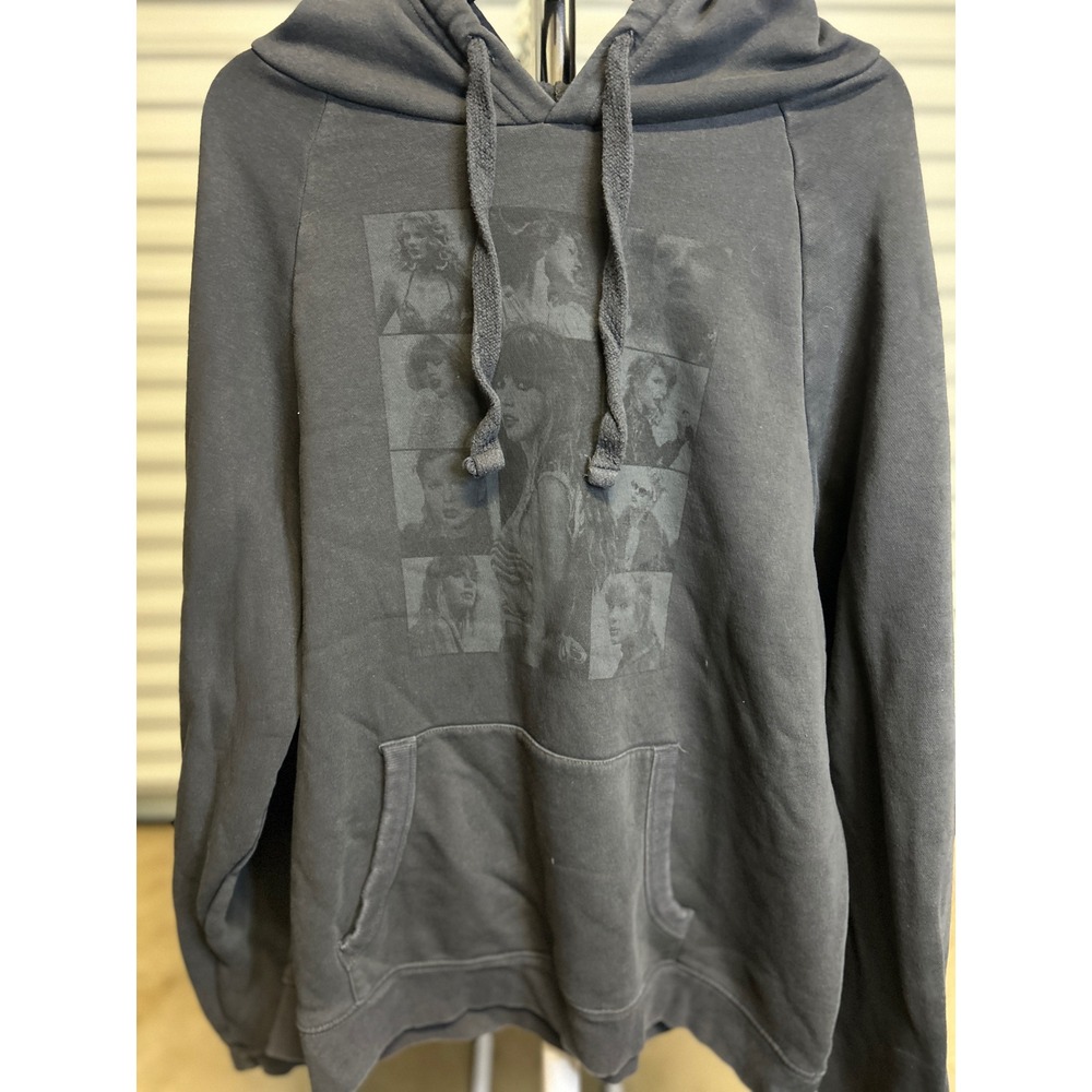 Taylor Swift Hoodie Unisex XL Grey The Eras Tour Concert Graphic Raglan Pullover